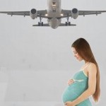 ¿A los cuantos meses una mujer embarazada puede viajar en avión?